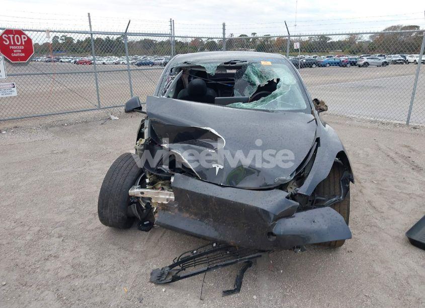 Photo 12 of 2024 Tesla Model Y LONG RANGE DUAL MOTOR ALL-WHEEL DRIVE/RWD (VIN 7SAYGDED9RF040080)