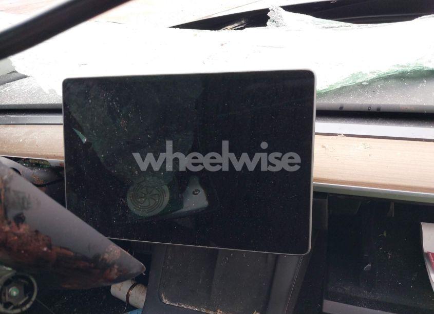 Photo 7 of 2024 Tesla Model Y LONG RANGE DUAL MOTOR ALL-WHEEL DRIVE/RWD (VIN 7SAYGDED9RF040080)