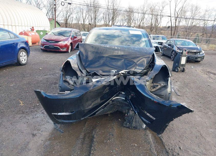 Photo 6 of 2024 Tesla Model Y LONG RANGE DUAL MOTOR ALL-WHEEL DRIVE/RWD (VIN 7SAYGDED9RF055789)