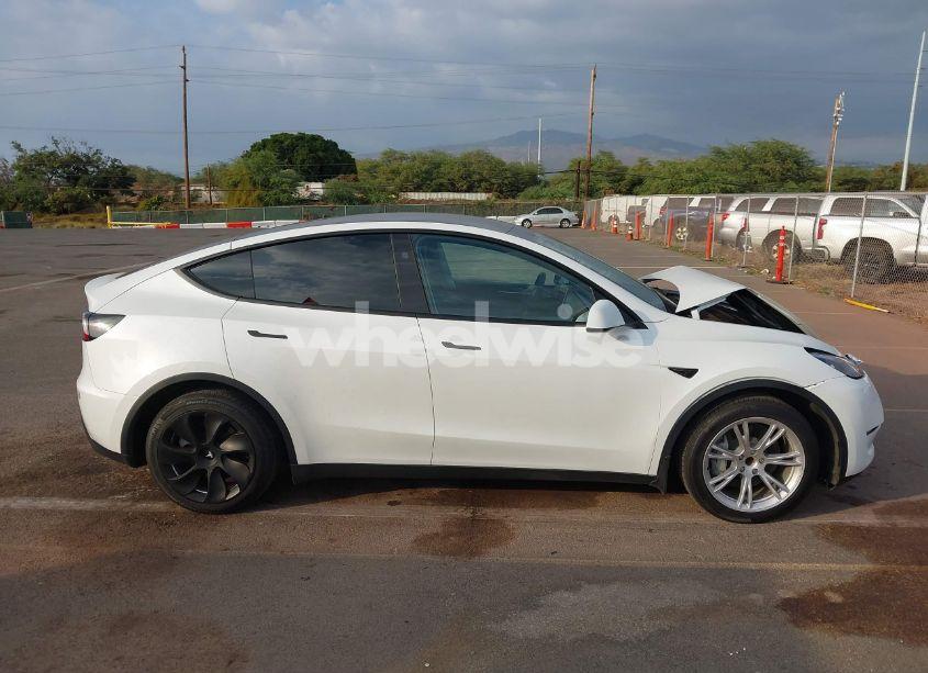 Photo 13 of 2023 Tesla Model Y RWD (VIN 7SAYGDEDXPF963925)