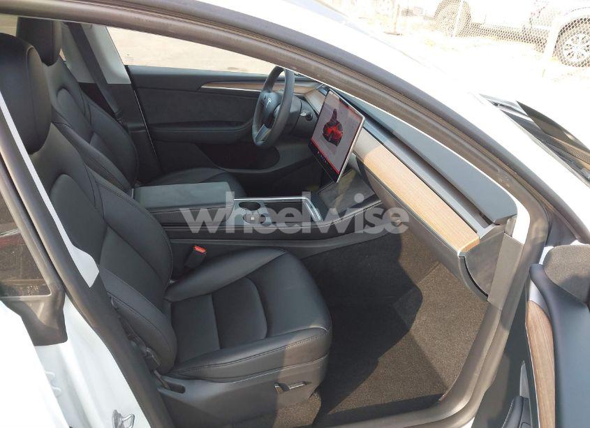 Photo 5 of 2023 Tesla Model Y RWD (VIN 7SAYGDEDXPF963925)