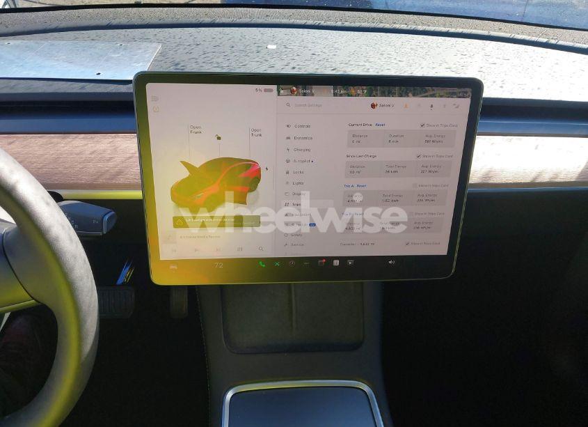 Photo 18 of 2024 Tesla Model Y LONG RANGE DUAL MOTOR ALL-WHEEL DRIVE/RWD (VIN 7SAYGDEDXRA308969)