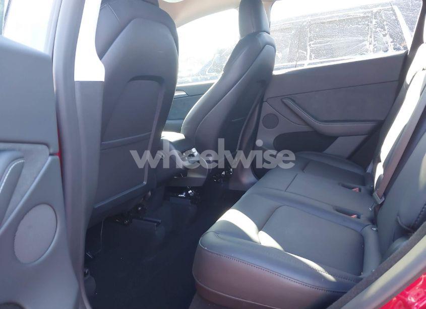 Photo 8 of 2024 Tesla Model Y LONG RANGE DUAL MOTOR ALL-WHEEL DRIVE/RWD (VIN 7SAYGDEDXRA308969)