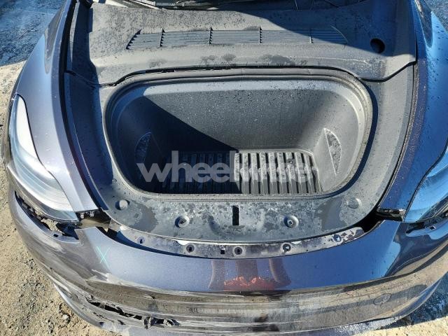 Photo 3 of 2024 TESLA MODEL Y (VIN 7SAYGDEDXRA328221)