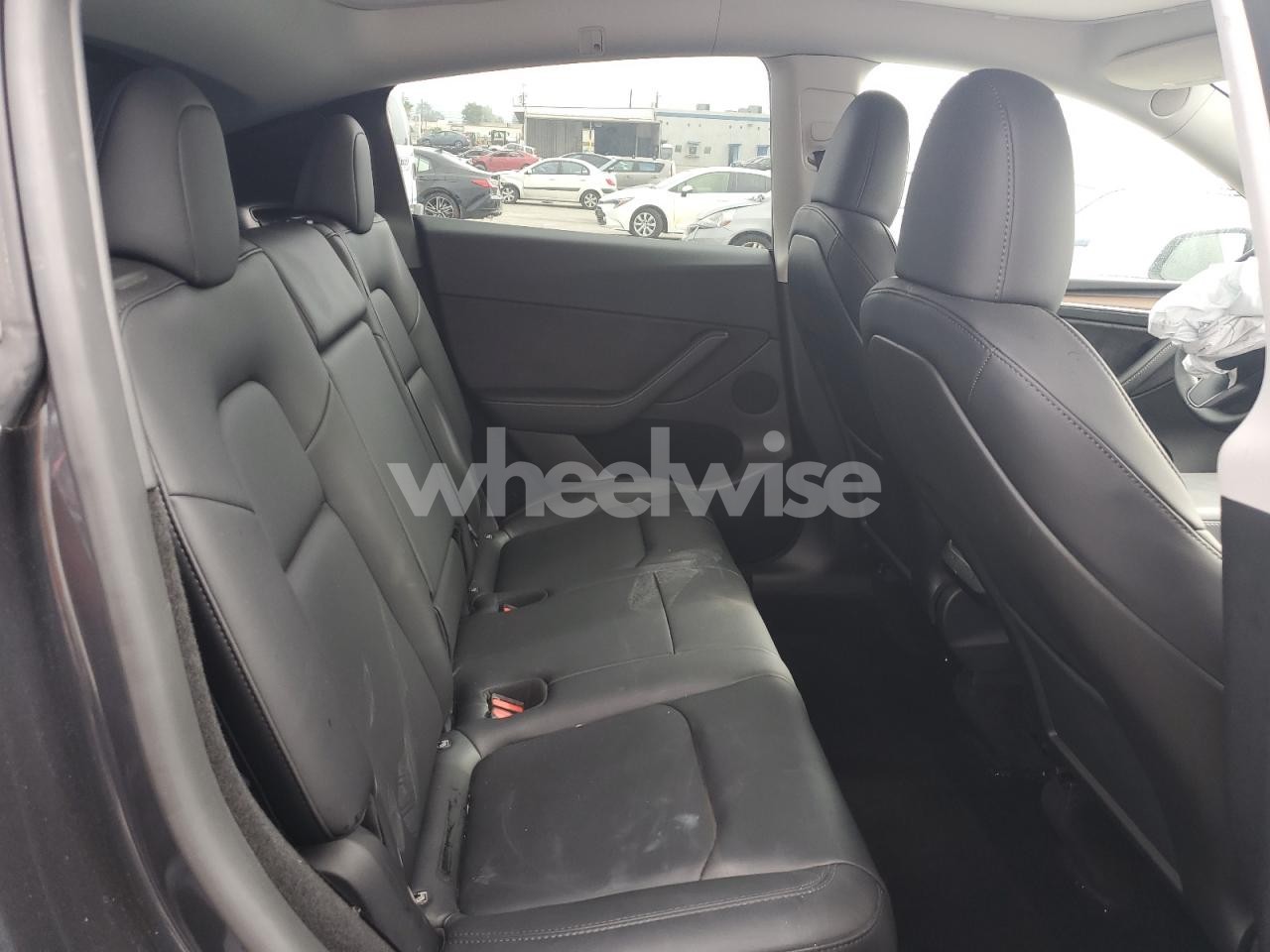 Photo 10 of 2024 TESLA MODEL Y (VIN 7SAYGDEDXRF120178)