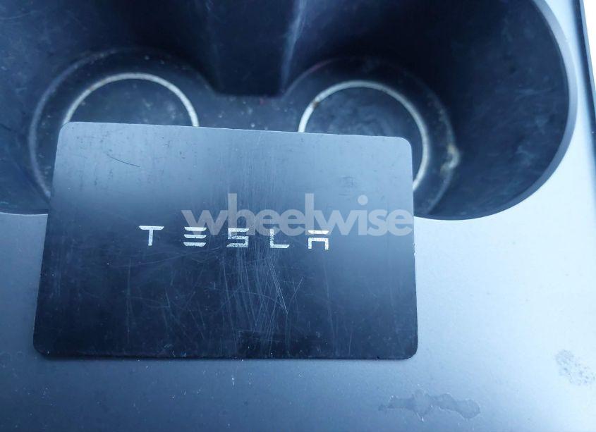 Photo 11 of 2022 Tesla Model Y LONG RANGE DUAL MOTOR ALL-WHEEL DRIVE (VIN 7SAYGDEE0NF321512)