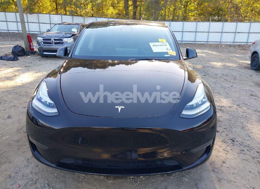 Photo 12 of 2022 Tesla Model Y LONG RANGE DUAL MOTOR ALL-WHEEL DRIVE (VIN 7SAYGDEE0NF321512)