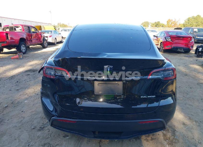 Photo 16 of 2022 Tesla Model Y LONG RANGE DUAL MOTOR ALL-WHEEL DRIVE (VIN 7SAYGDEE0NF321512)