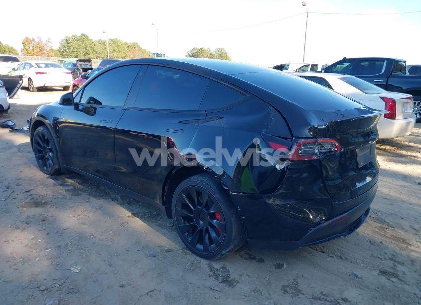 Photo 3 of 2022 Tesla Model Y LONG RANGE DUAL MOTOR ALL-WHEEL DRIVE (VIN 7SAYGDEE0NF321512)