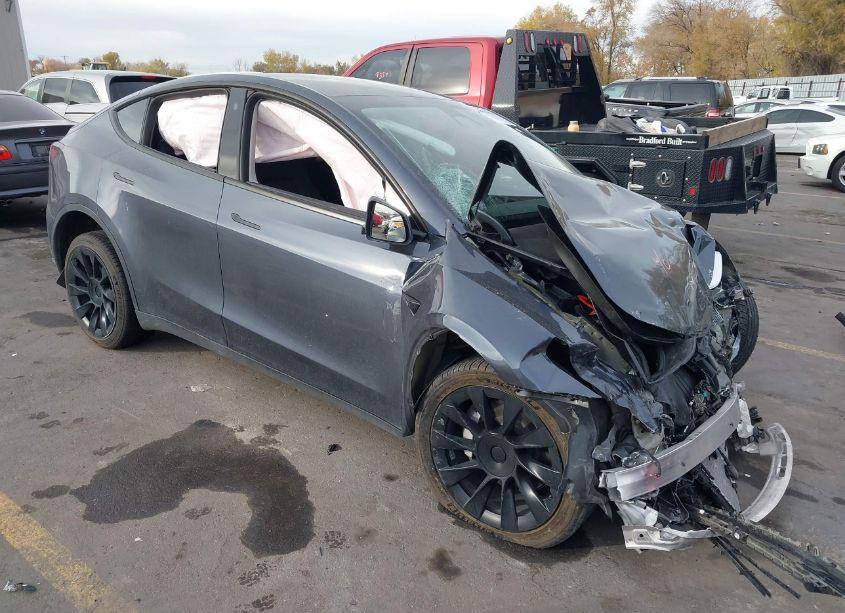 2023 Tesla Model Y AWD/LONG RANGE DUAL MOTOR ALL-WHEEL DRIVE (VIN 7SAYGDEE0PA029312) main photo