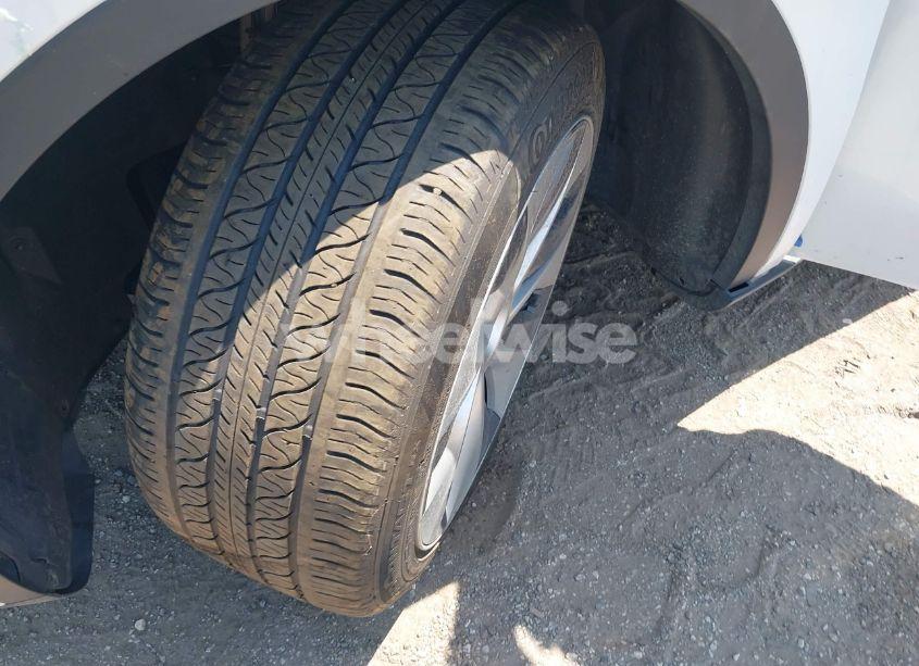 Photo 11 of 2023 Tesla Model Y AWD/LONG RANGE DUAL MOTOR ALL-WHEEL DRIVE (VIN 7SAYGDEE0PA130057)