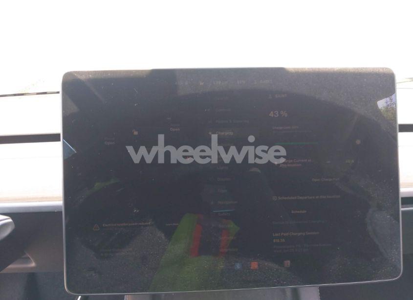 Photo 18 of 2023 Tesla Model Y AWD/LONG RANGE DUAL MOTOR ALL-WHEEL DRIVE (VIN 7SAYGDEE0PA130057)