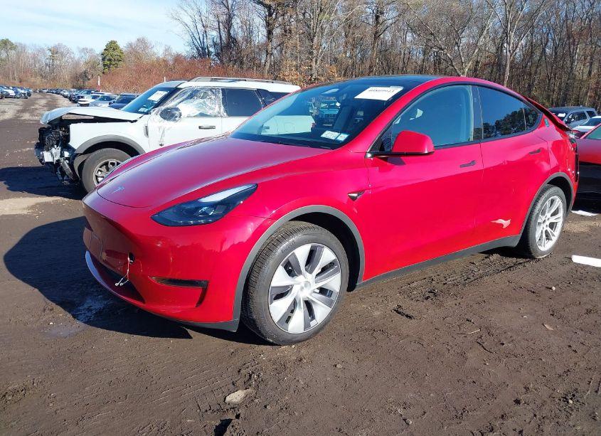 Photo 2 of 2023 Tesla Model Y AWD/LONG RANGE DUAL MOTOR ALL-WHEEL DRIVE (VIN 7SAYGDEE0PA175922)