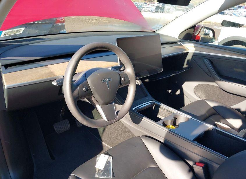 Photo 5 of 2023 Tesla Model Y AWD/LONG RANGE DUAL MOTOR ALL-WHEEL DRIVE (VIN 7SAYGDEE0PA175922)