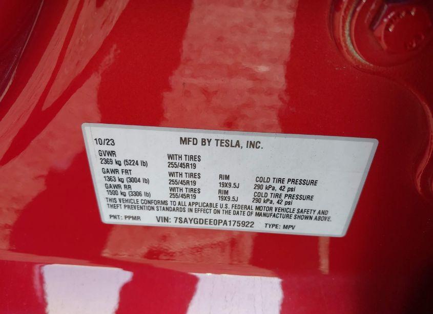 Photo 9 of 2023 Tesla Model Y AWD/LONG RANGE DUAL MOTOR ALL-WHEEL DRIVE (VIN 7SAYGDEE0PA175922)