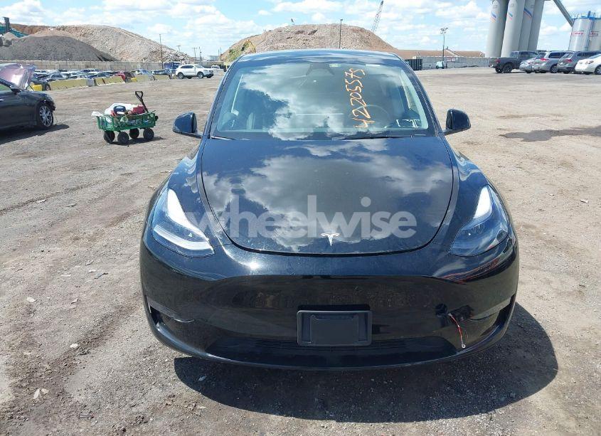 Photo 12 of 2023 Tesla Model Y AWD/LONG RANGE DUAL MOTOR ALL-WHEEL DRIVE (VIN 7SAYGDEE0PA183891)