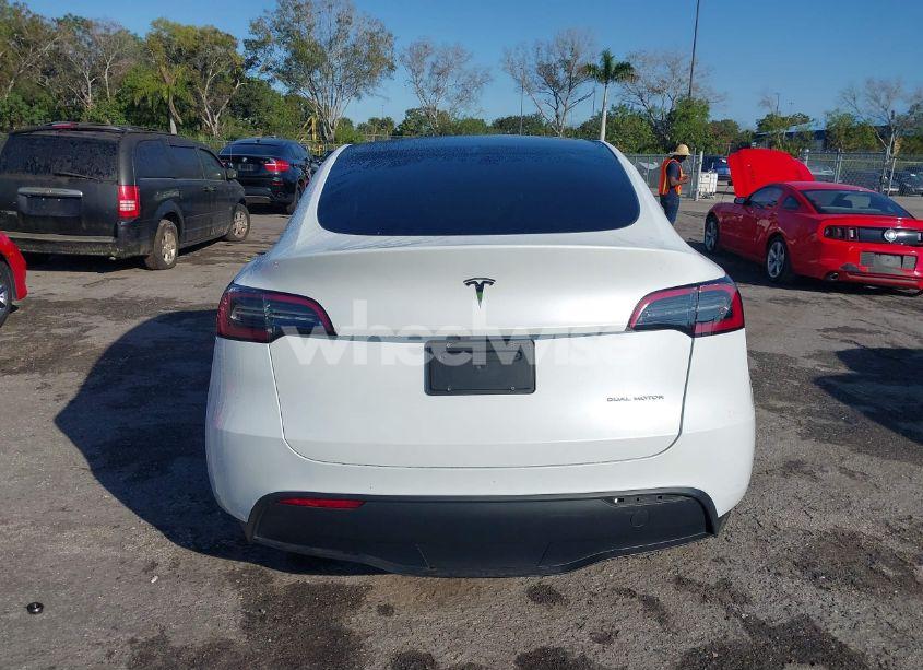 Photo 16 of 2023 Tesla Model Y AWD/LONG RANGE DUAL MOTOR ALL-WHEEL DRIVE (VIN 7SAYGDEE0PA199427)