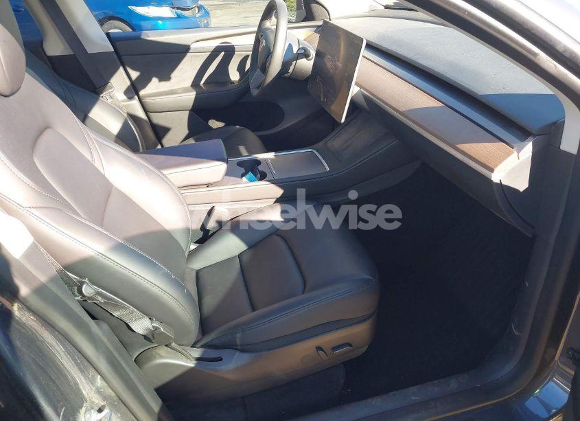 Photo 5 of 2023 Tesla Model Y AWD/LONG RANGE DUAL MOTOR ALL-WHEEL DRIVE (VIN 7SAYGDEE0PF708452)