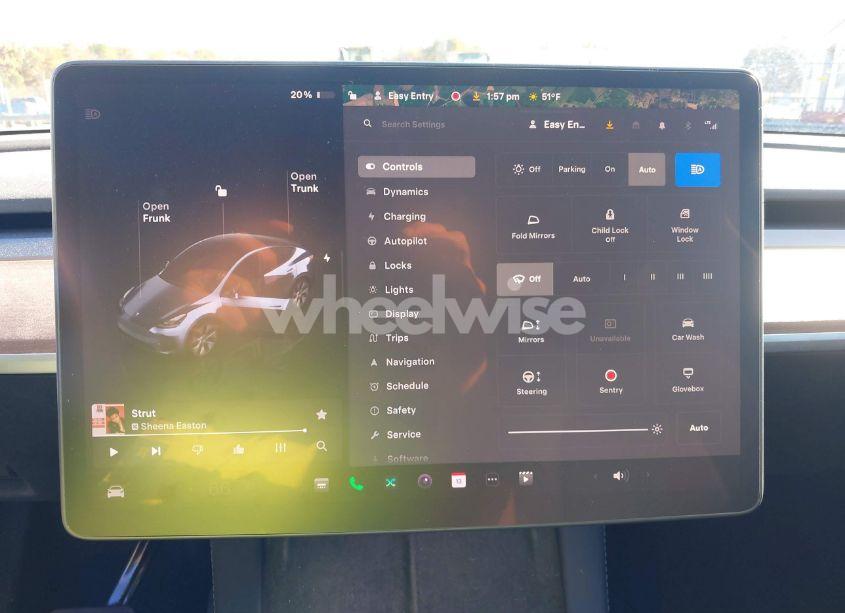 Photo 7 of 2023 Tesla Model Y AWD/LONG RANGE DUAL MOTOR ALL-WHEEL DRIVE (VIN 7SAYGDEE0PF708452)