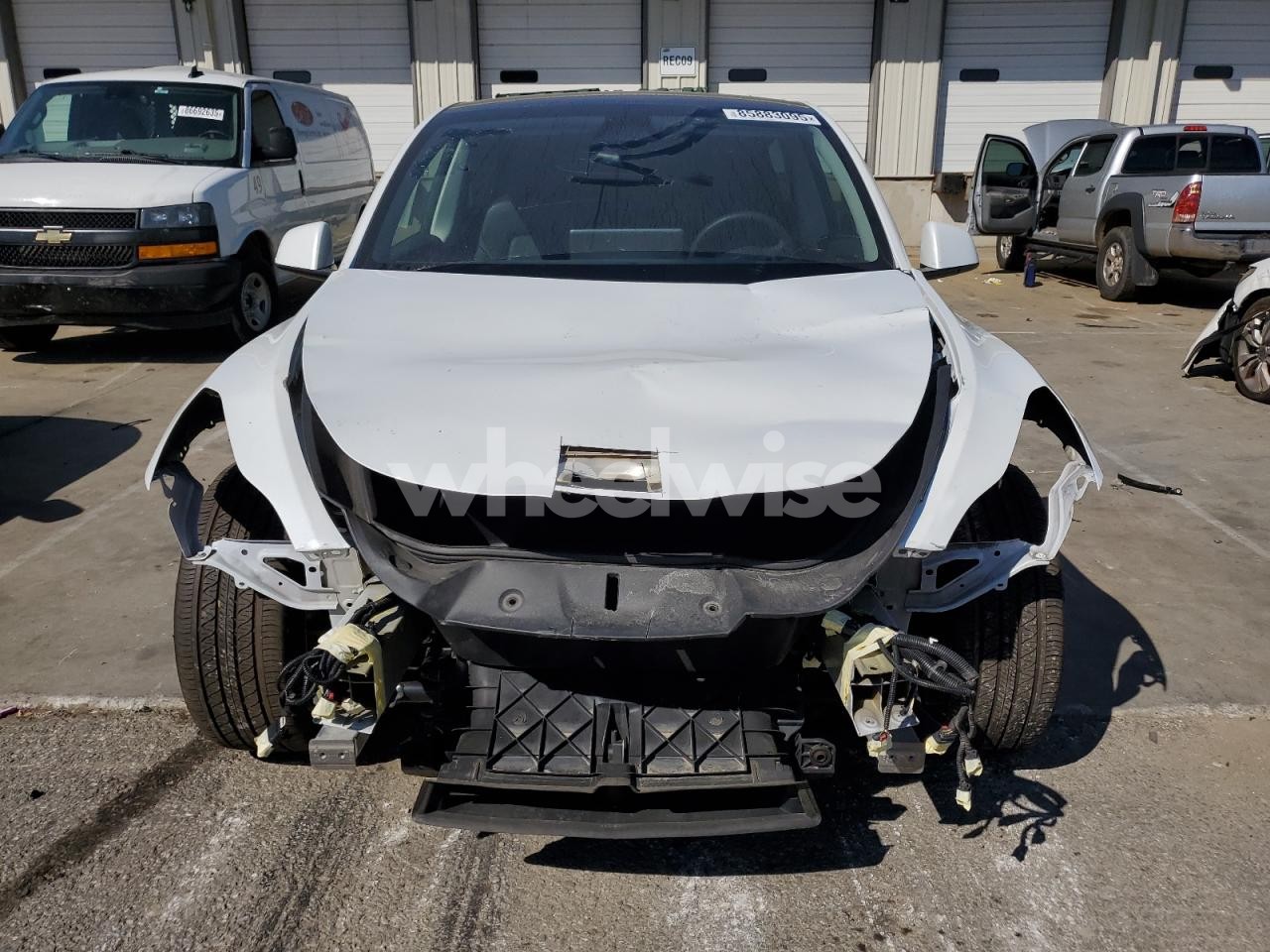 Photo 5 of 2023 TESLA MODEL Y (VIN 7SAYGDEE0PF834732)