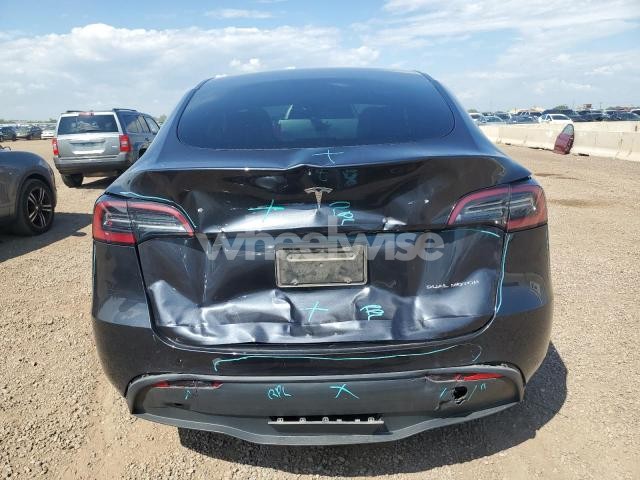 Photo 11 of 2024 TESLA MODEL Y (VIN 7SAYGDEE0RA252078)