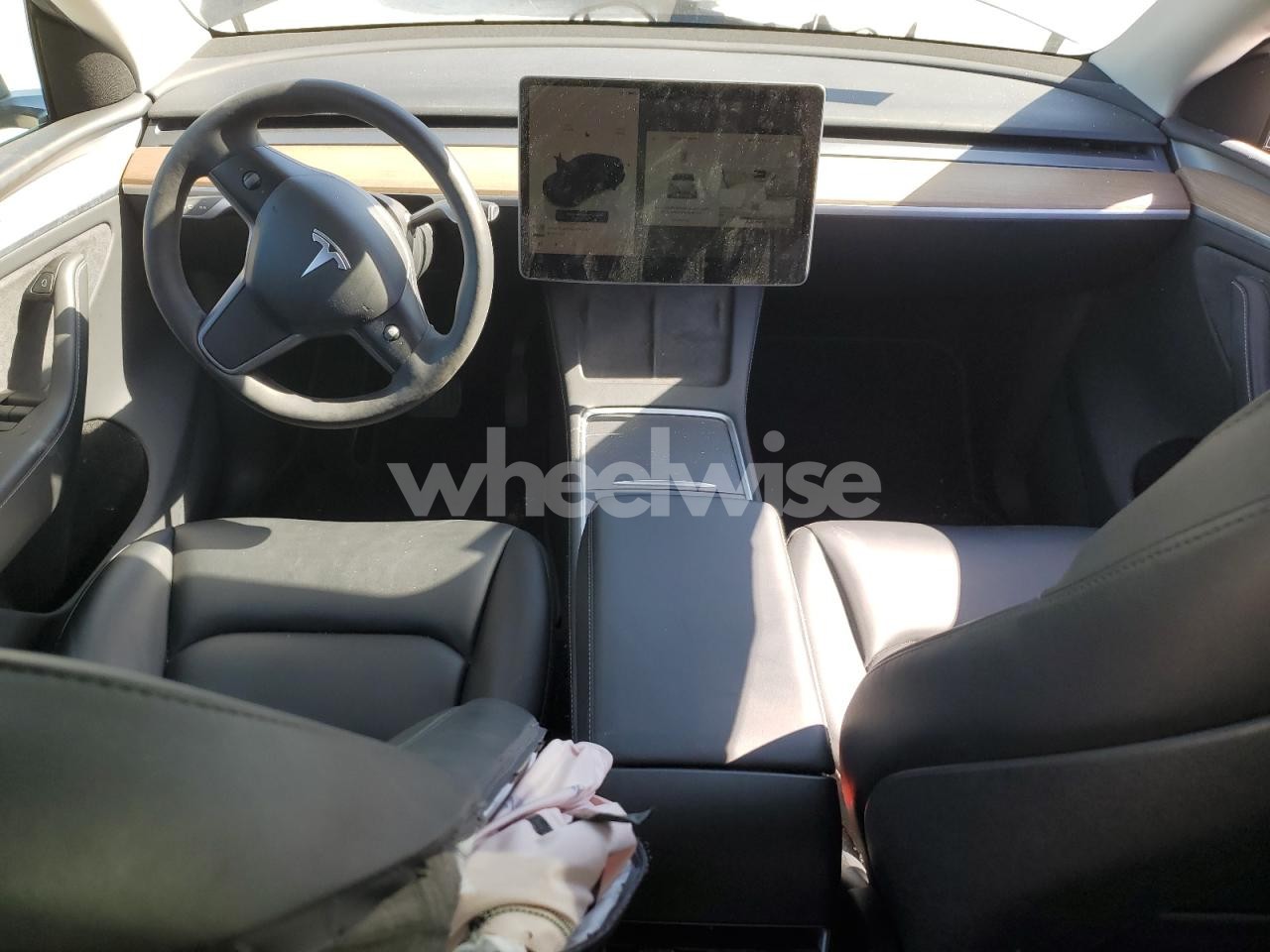 Photo 8 of 2024 TESLA MODEL Y (VIN 7SAYGDEE0RA270466)