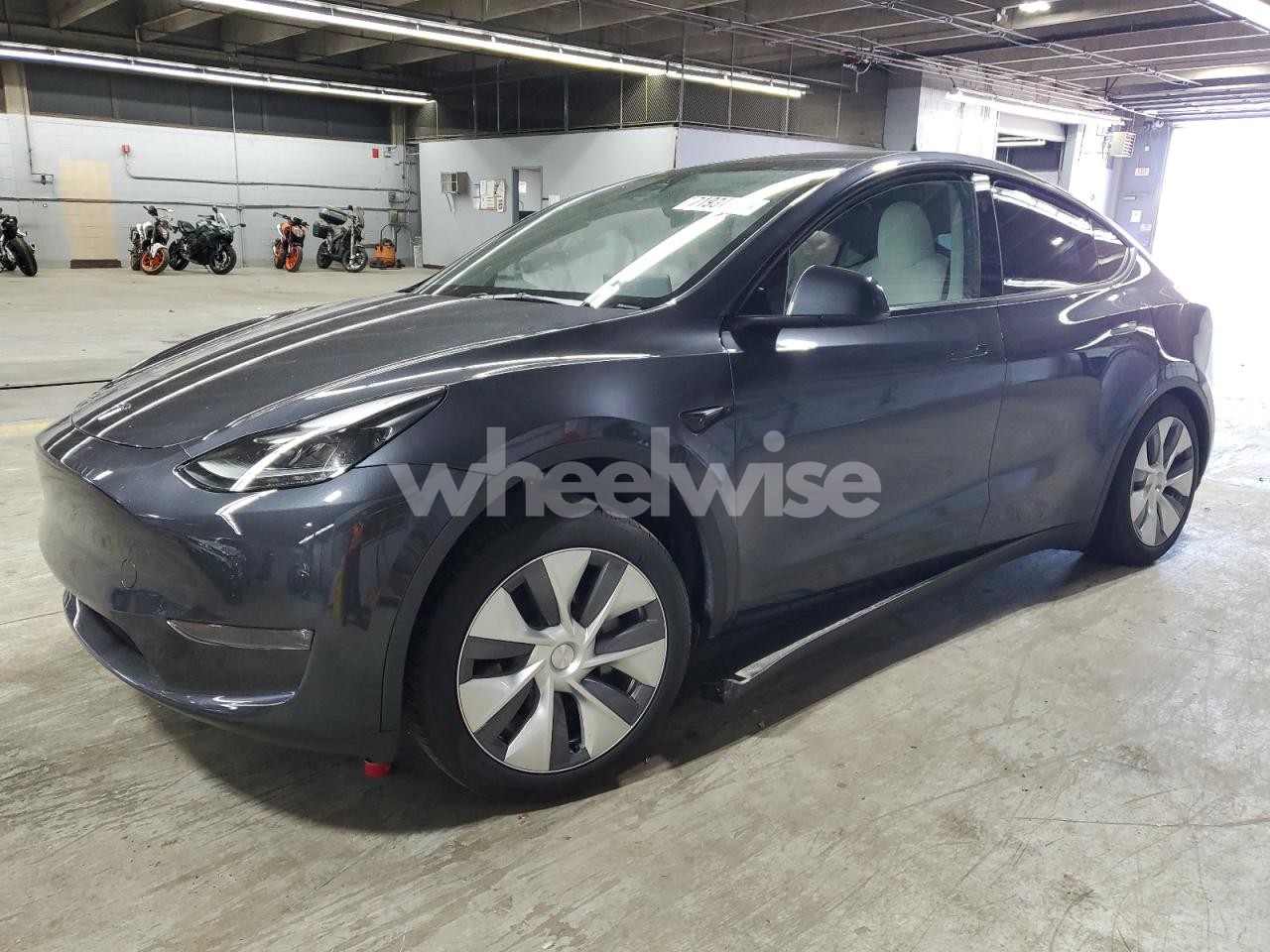 2024 TESLA MODEL Y (VIN 7SAYGDEE0RA287929) main photo