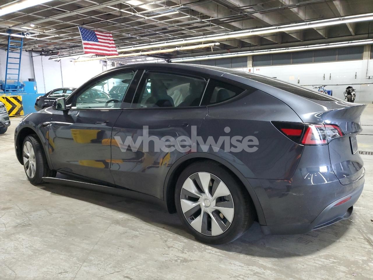Photo 2 of 2024 TESLA MODEL Y (VIN 7SAYGDEE0RA287929)