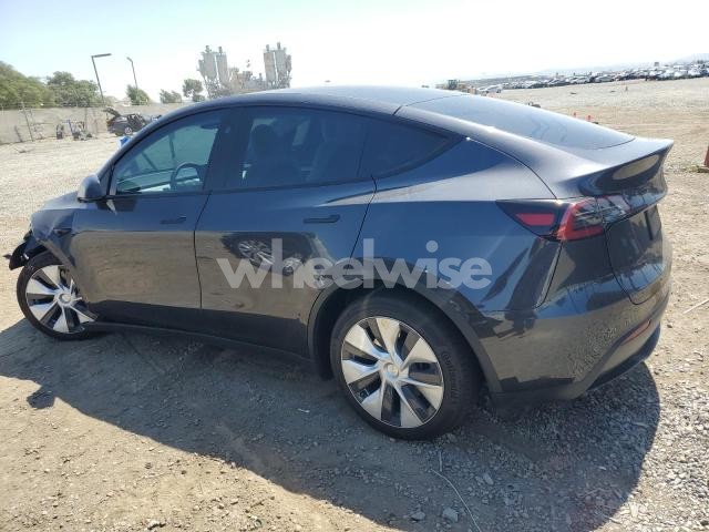 Photo 6 of 2024 TESLA MODEL Y (VIN 7SAYGDEE0RF067922)