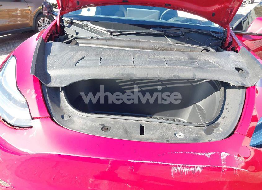 Photo 10 of 2022 Tesla Model Y LONG RANGE DUAL MOTOR ALL-WHEEL DRIVE (VIN 7SAYGDEE1NF385414)