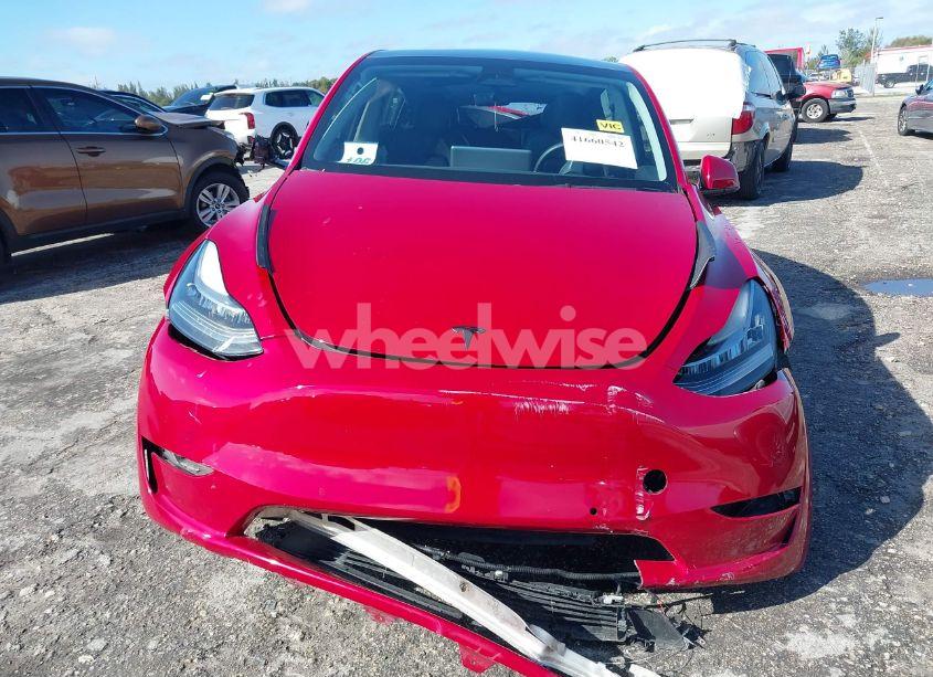 Photo 6 of 2022 Tesla Model Y LONG RANGE DUAL MOTOR ALL-WHEEL DRIVE (VIN 7SAYGDEE1NF385414)