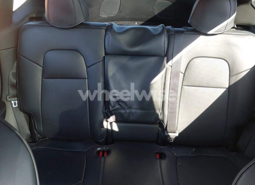 Photo 8 of 2022 Tesla Model Y LONG RANGE DUAL MOTOR ALL-WHEEL DRIVE (VIN 7SAYGDEE1NF486341)