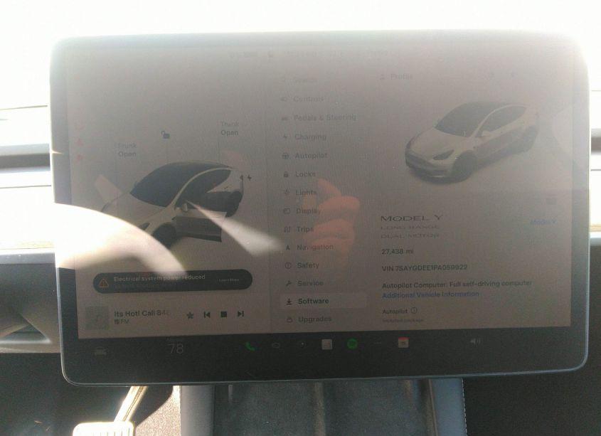 Photo 7 of 2023 Tesla Model Y AWD/LONG RANGE DUAL MOTOR ALL-WHEEL DRIVE (VIN 7SAYGDEE1PA059922)