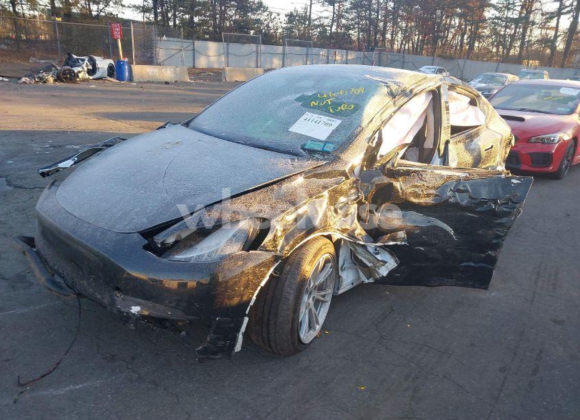 Photo 2 of 2023 Tesla Model Y AWD/LONG RANGE DUAL MOTOR ALL-WHEEL DRIVE (VIN 7SAYGDEE1PA121125)