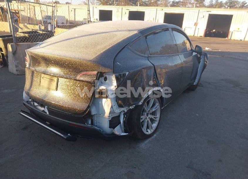 Photo 4 of 2023 Tesla Model Y AWD/LONG RANGE DUAL MOTOR ALL-WHEEL DRIVE (VIN 7SAYGDEE1PA121125)