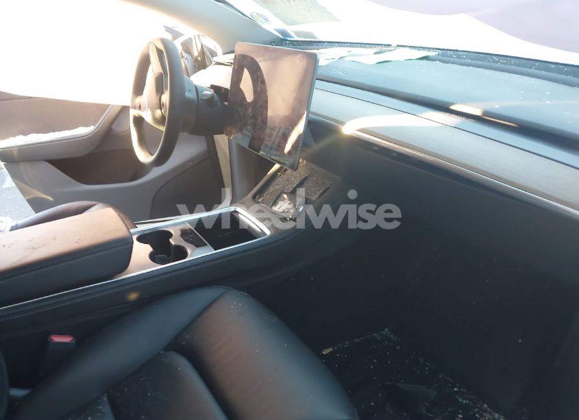 Photo 5 of 2023 Tesla Model Y AWD/LONG RANGE DUAL MOTOR ALL-WHEEL DRIVE (VIN 7SAYGDEE1PA121125)