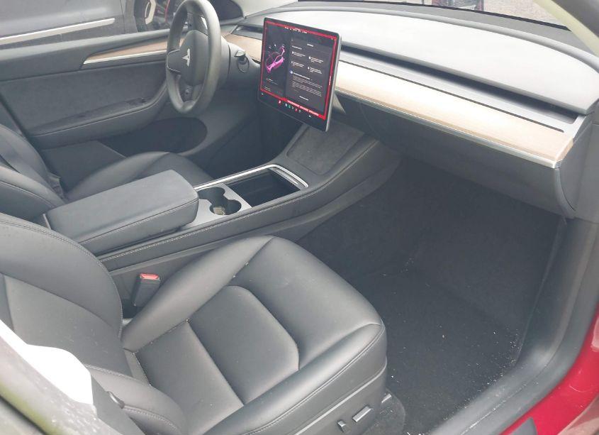 Photo 5 of 2023 Tesla Model Y AWD/LONG RANGE DUAL MOTOR ALL-WHEEL DRIVE (VIN 7SAYGDEE1PA146297)