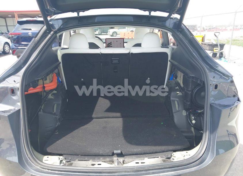 Photo 20 of 2023 Tesla Model Y AWD/LONG RANGE DUAL MOTOR ALL-WHEEL DRIVE (VIN 7SAYGDEE1PA158661)