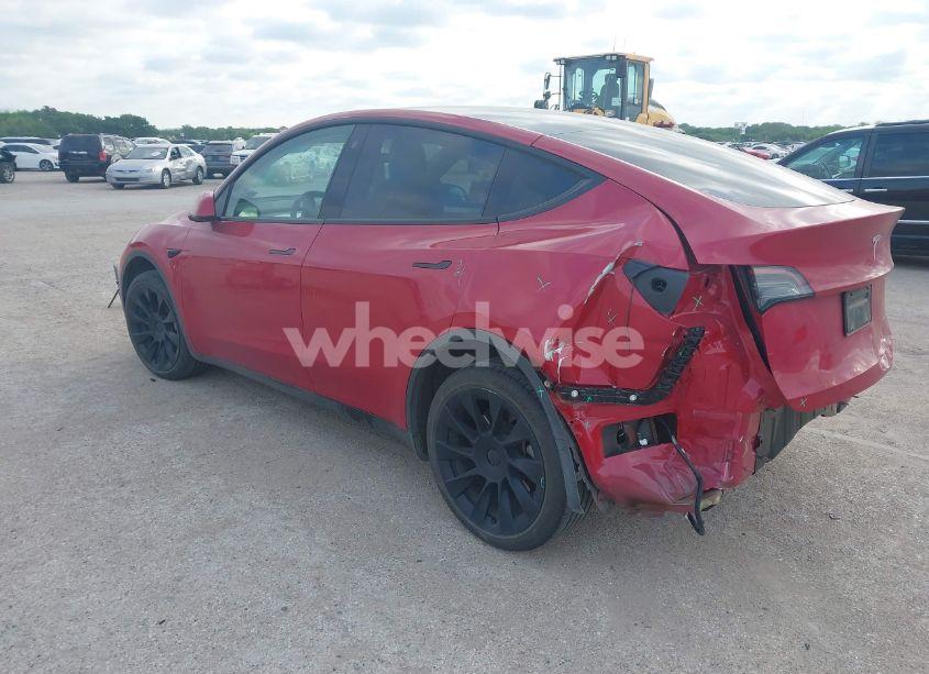 Photo 3 of 2023 Tesla Model Y AWD/LONG RANGE DUAL MOTOR ALL-WHEEL DRIVE (VIN 7SAYGDEE1PF630246)