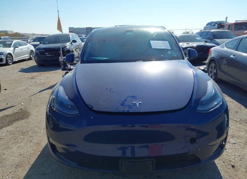 Photo 11 of 2023 Tesla Model Y AWD/LONG RANGE DUAL MOTOR ALL-WHEEL DRIVE (VIN 7SAYGDEE1PF635916)