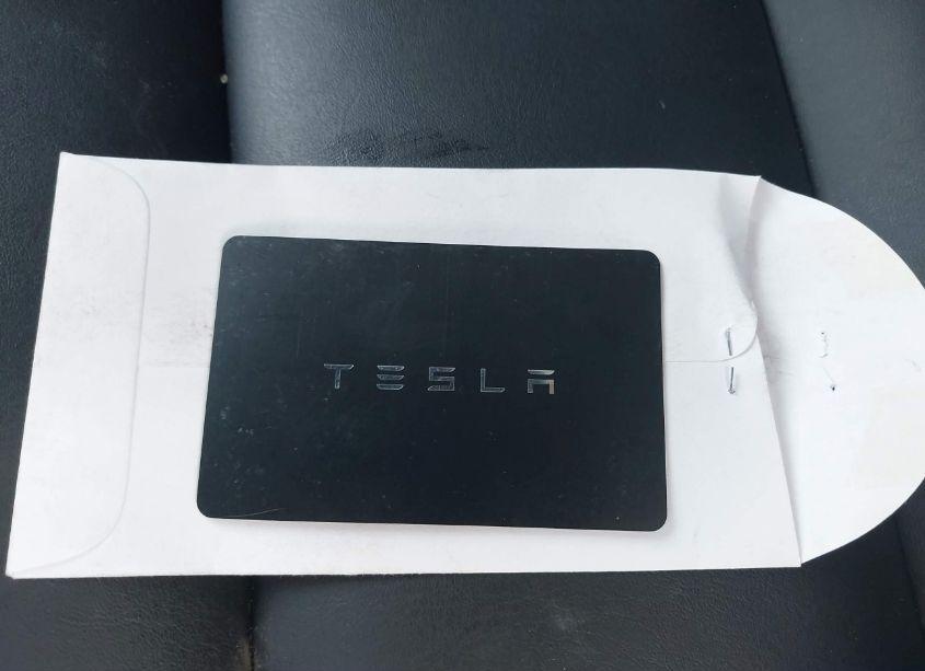 Photo 11 of 2023 Tesla Model Y AWD/LONG RANGE DUAL MOTOR ALL-WHEEL DRIVE (VIN 7SAYGDEE1PF687725)