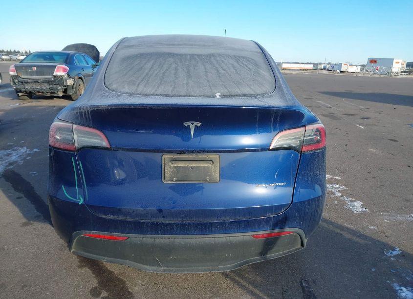 Photo 16 of 2023 Tesla Model Y AWD/LONG RANGE DUAL MOTOR ALL-WHEEL DRIVE (VIN 7SAYGDEE1PF708511)
