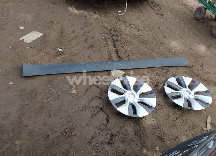 Photo 12 of 2023 Tesla Model Y AWD/LONG RANGE DUAL MOTOR ALL-WHEEL DRIVE (VIN 7SAYGDEE1PF755666)