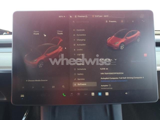 2023 TESLA MODEL Y (VIN 7SAYGDEE1PF825134) main photo