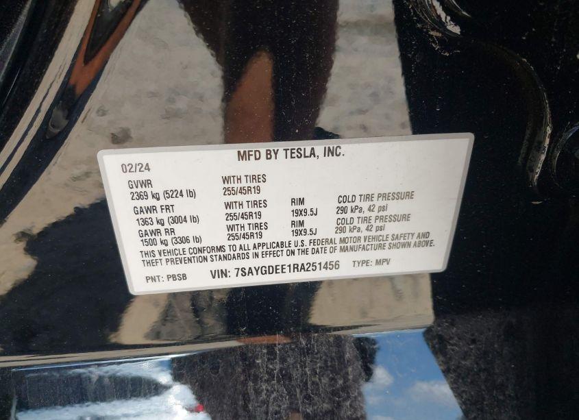 Photo 9 of 2024 Tesla Model Y LONG RANGE DUAL MOTOR ALL-WHEEL DRIVE (VIN 7SAYGDEE1RA251456)