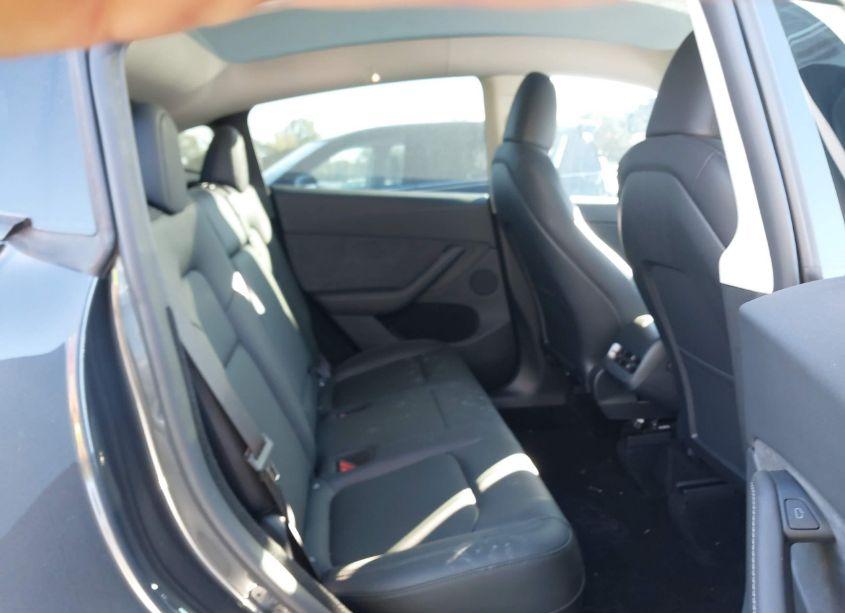 Photo 8 of 2024 Tesla Model Y LONG RANGE DUAL MOTOR ALL-WHEEL DRIVE (VIN 7SAYGDEE1RA278575)