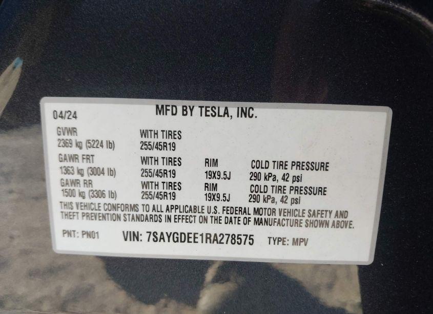 Photo 9 of 2024 Tesla Model Y LONG RANGE DUAL MOTOR ALL-WHEEL DRIVE (VIN 7SAYGDEE1RA278575)