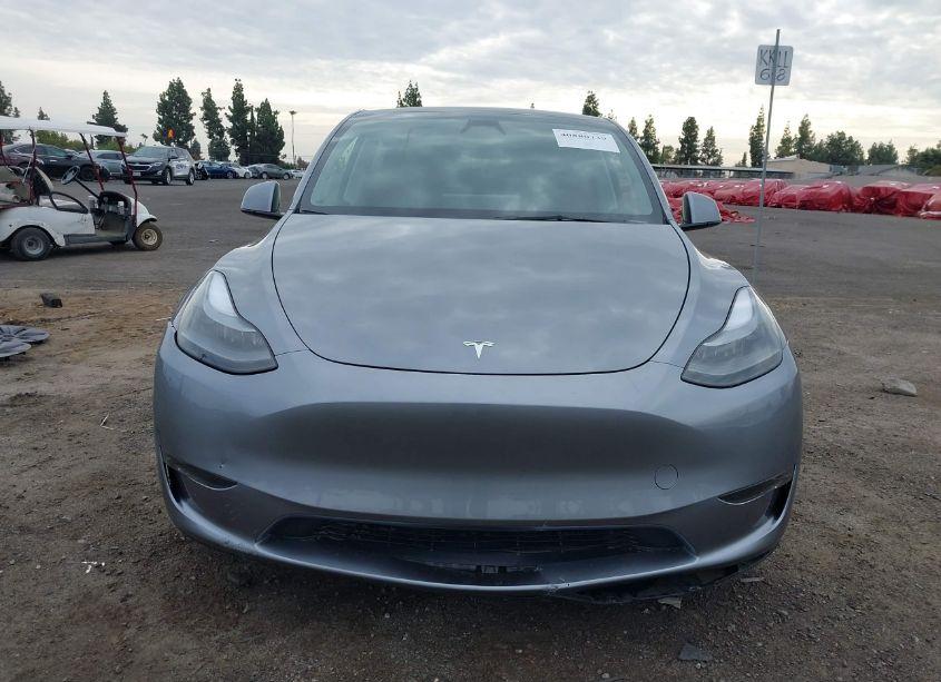 Photo 13 of 2024 Tesla Model Y LONG RANGE DUAL MOTOR ALL-WHEEL DRIVE (VIN 7SAYGDEE1RA312143)