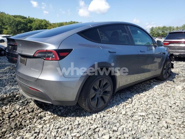 Photo 6 of 2024 TESLA MODEL Y (VIN 7SAYGDEE1RA328570)