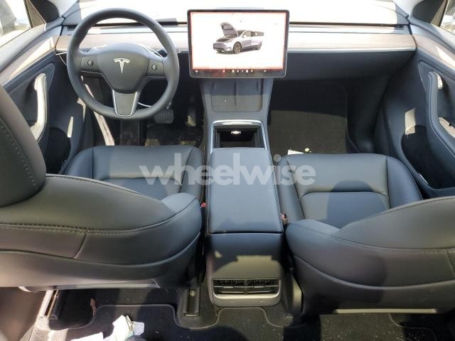 Photo 8 of 2024 TESLA MODEL Y (VIN 7SAYGDEE1RA328570)